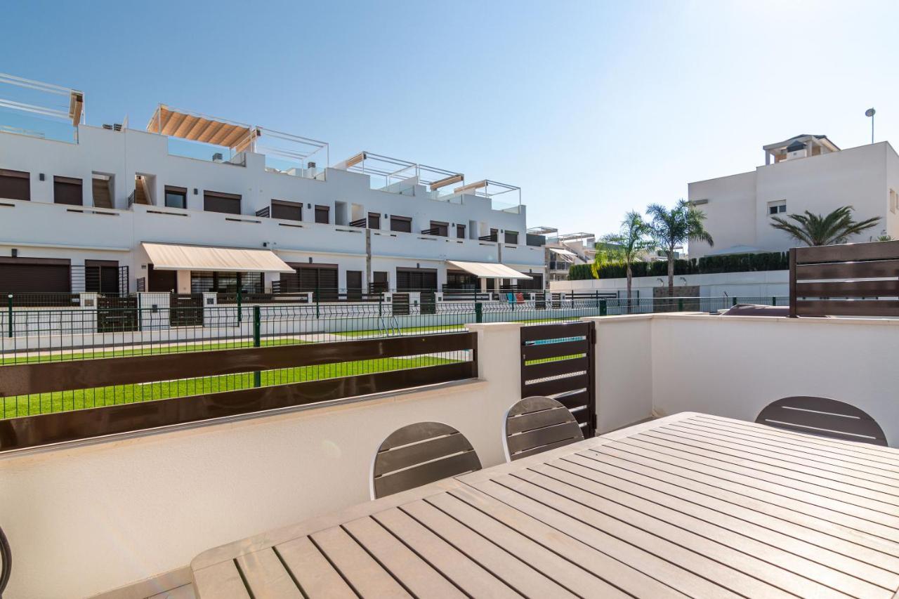 Bahia Homes ตอร์เรเวียคา ภายนอก รูปภาพ