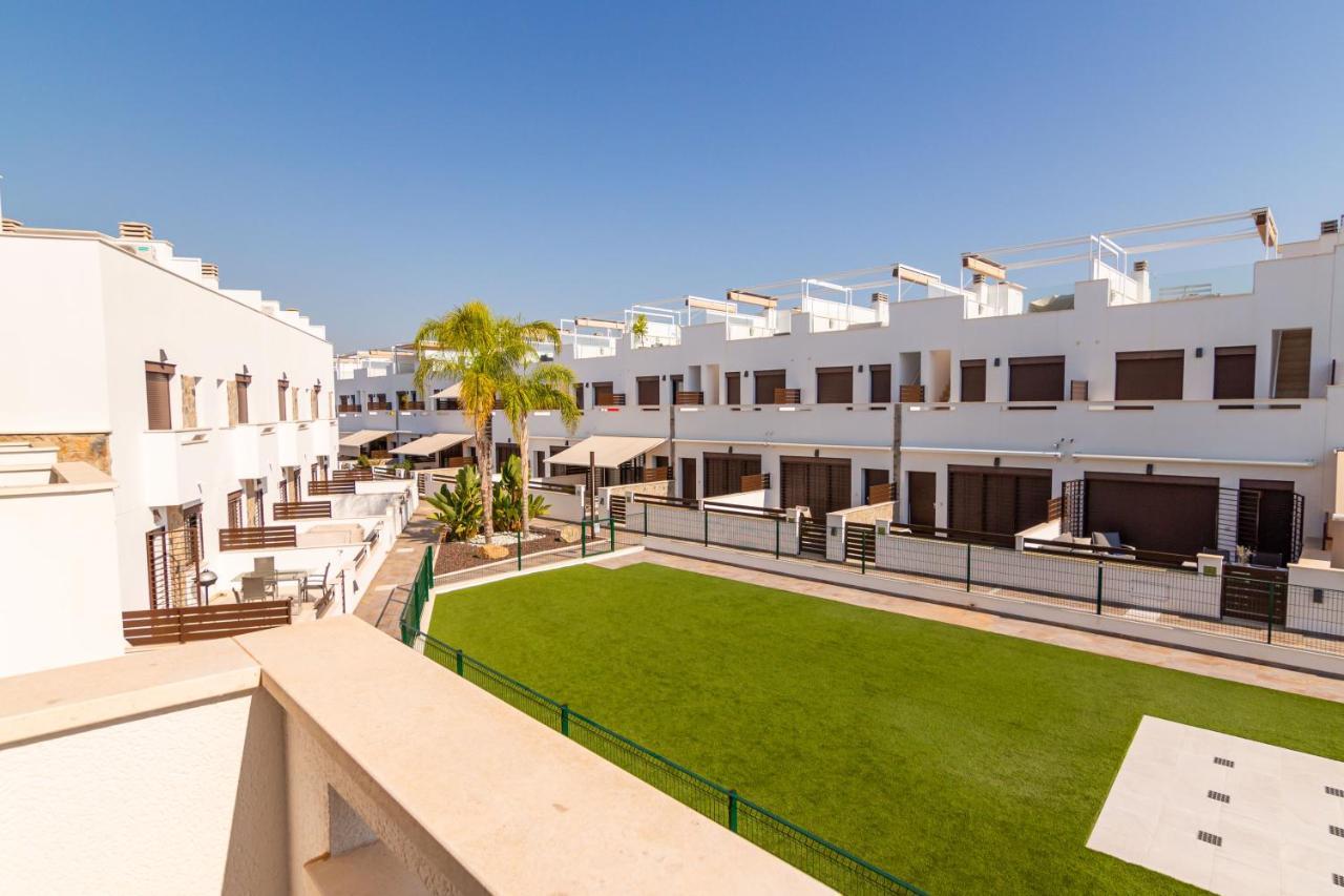 Bahia Homes ตอร์เรเวียคา ภายนอก รูปภาพ