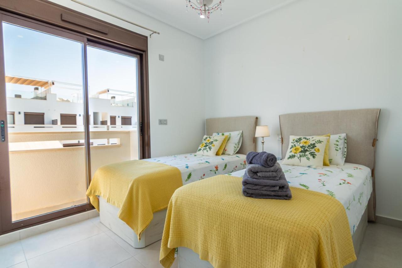 Bahia Homes ตอร์เรเวียคา ภายนอก รูปภาพ