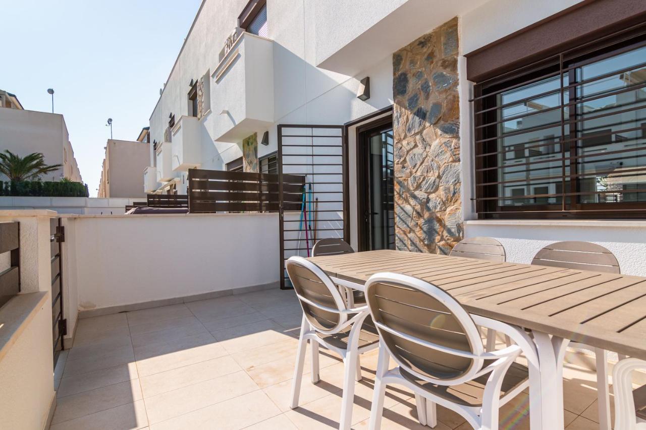 Bahia Homes ตอร์เรเวียคา ภายนอก รูปภาพ