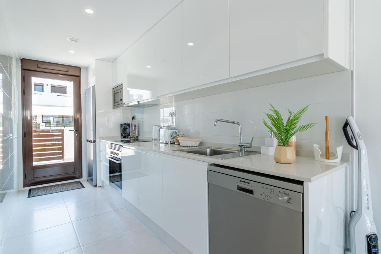 Bahia Homes ตอร์เรเวียคา ภายนอก รูปภาพ