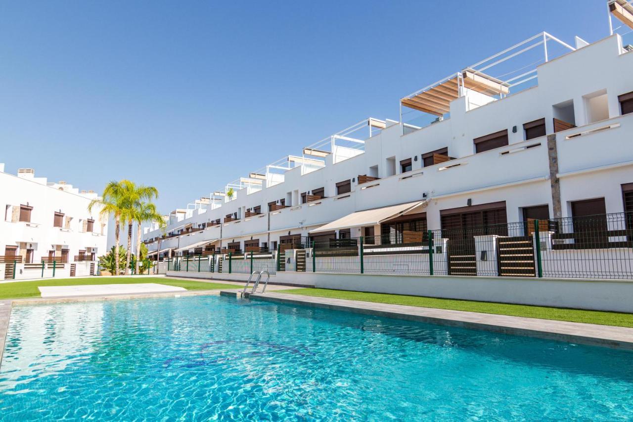 Bahia Homes ตอร์เรเวียคา ภายนอก รูปภาพ